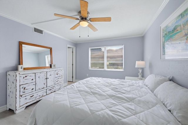 2223 BENEVA TERRACE 2222, Sarasota, FL 34232