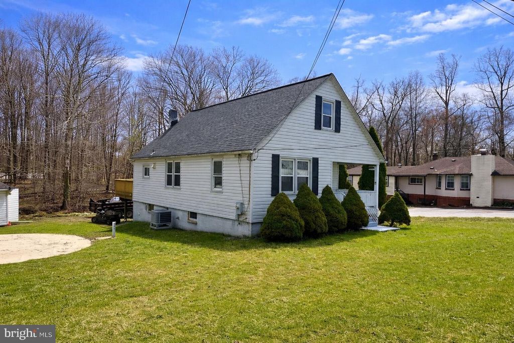 4425 E JOPPA RD, Perry Hall, MD 21128