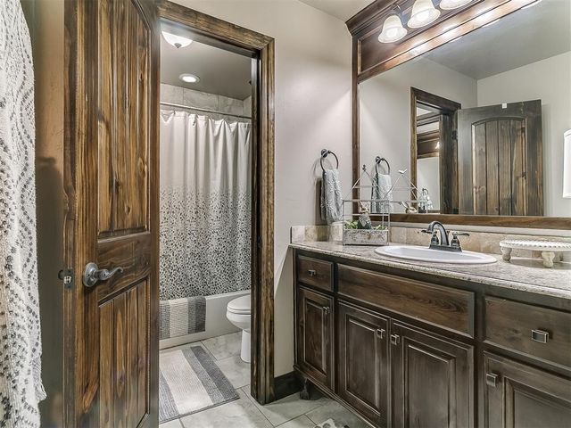 5808 Lindhurst Road, Edmond, OK 73034