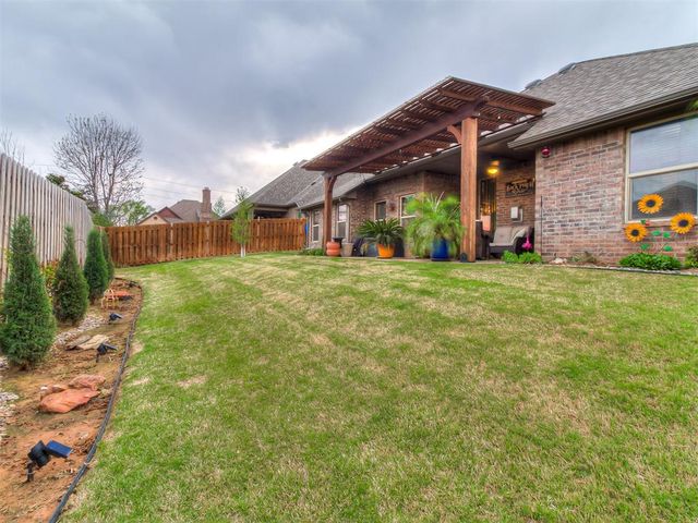 5808 Lindhurst Road, Edmond, OK 73034