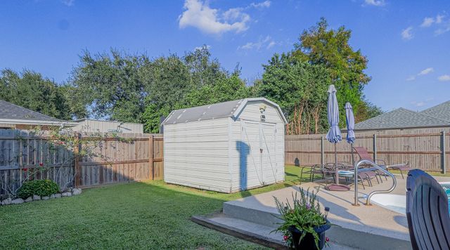 511 Katie Dr, Houma, LA 70360