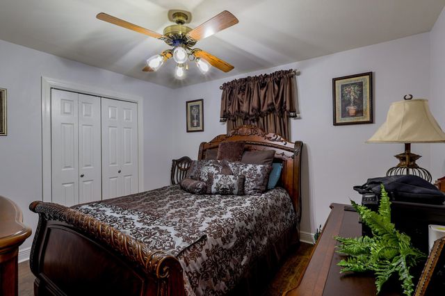 511 Katie Dr, Houma, LA 70360