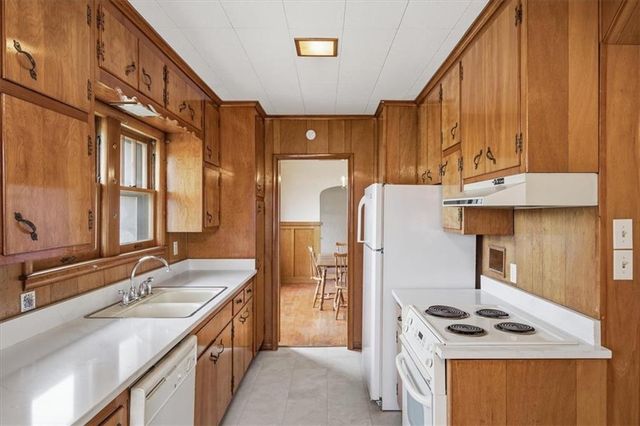 11700 Johnson Drive, Shawnee, KS 66203