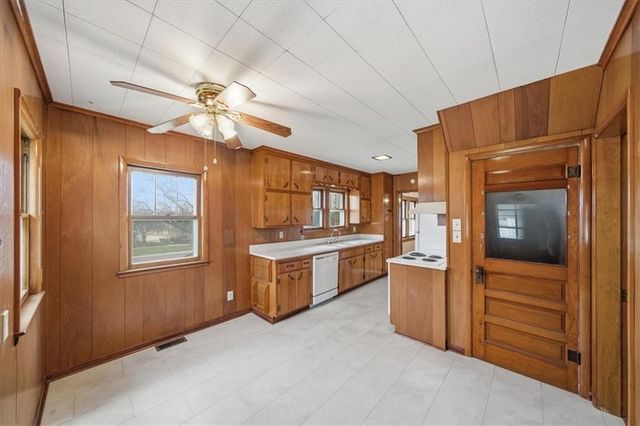 11700 Johnson Drive, Shawnee, KS 66203