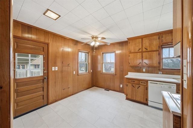 11700 Johnson Drive, Shawnee, KS 66203