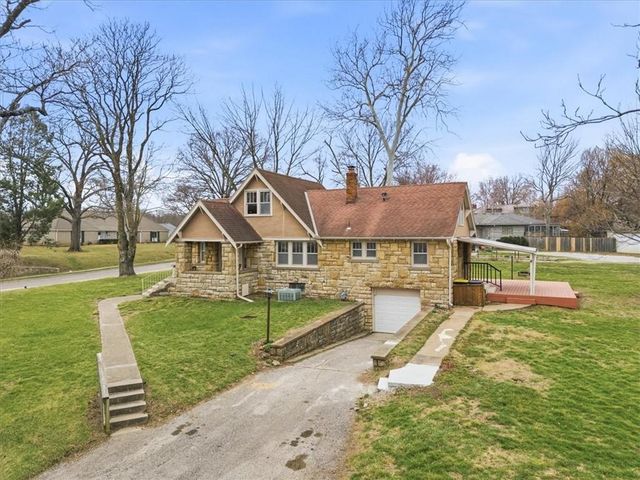 11700 Johnson Drive, Shawnee, KS 66203