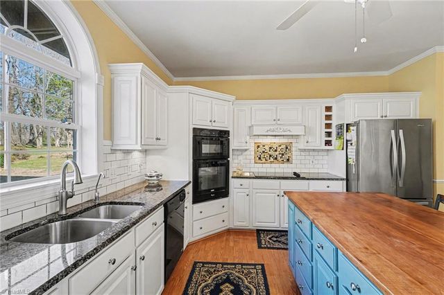 212 Pine Valley Road, Mocksville, NC 27028