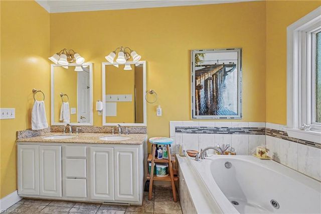 212 Pine Valley Road, Mocksville, NC 27028