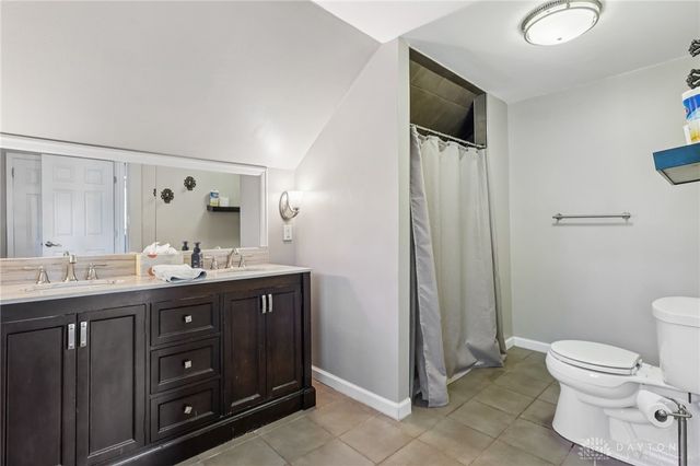 129 Bradstreet Road, Dayton, OH 45459