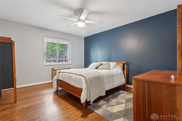 129 Bradstreet Road, Dayton, OH 45459