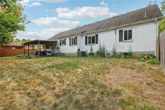 129 Bradstreet Road, Dayton, OH 45459