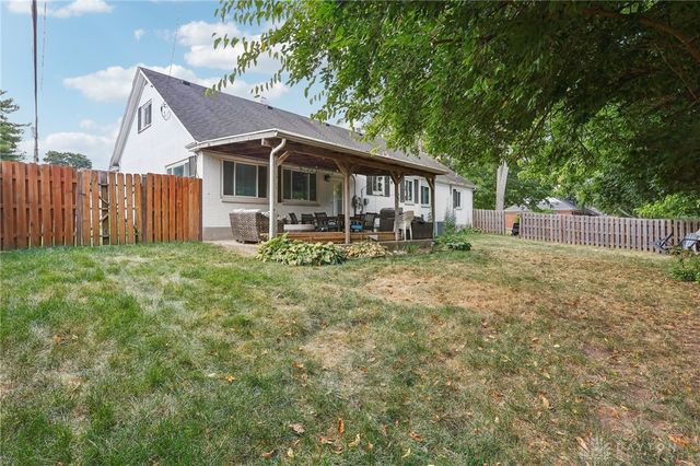 129 Bradstreet Road, Dayton, OH 45459