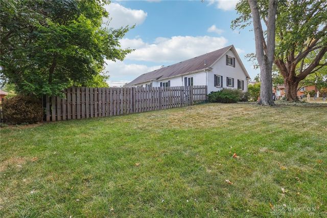 129 Bradstreet Road, Dayton, OH 45459