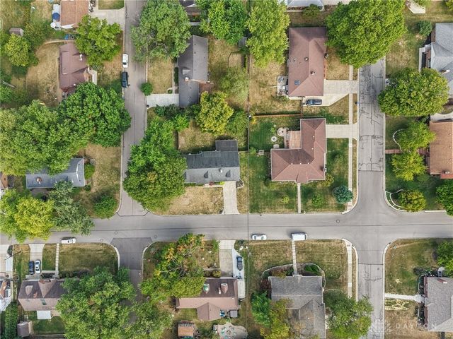 129 Bradstreet Road, Dayton, OH 45459