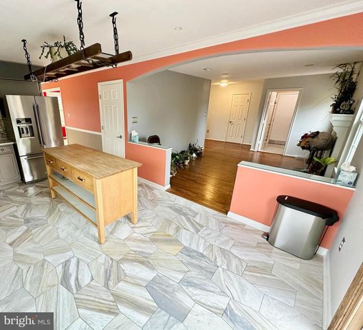 10715 HUNTERS CHASE LN, Damascus, MD 20872