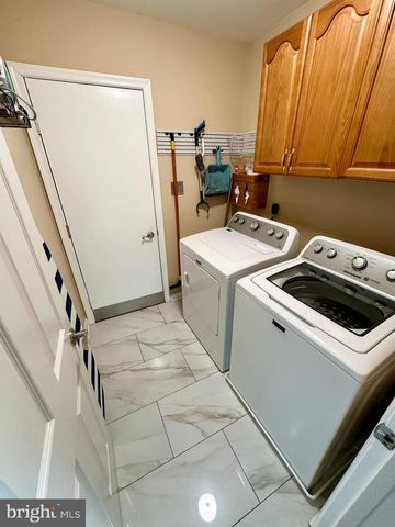 10715 HUNTERS CHASE LN, Damascus, MD 20872