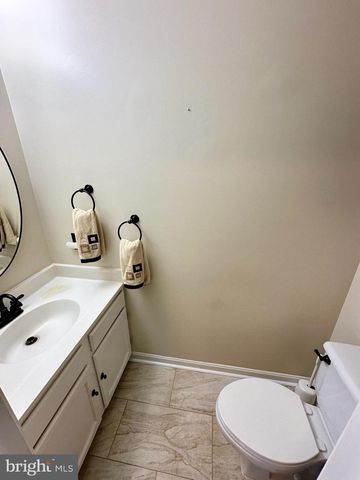 10715 HUNTERS CHASE LN, Damascus, MD 20872