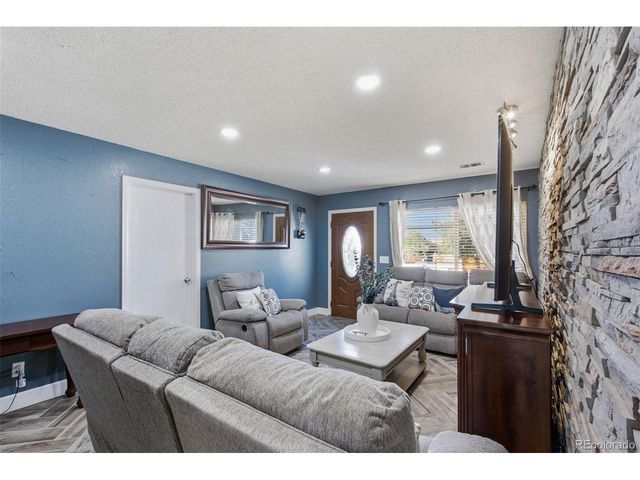 15780 E 48th Pl, Denver, CO 80239