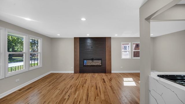 8740 S Eggleston Avenue, Chicago, IL 60620