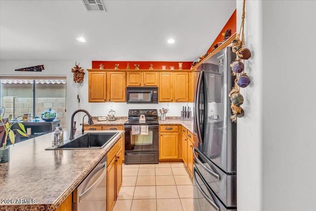 521 W Angus Road, San Tan Valley, AZ 85143