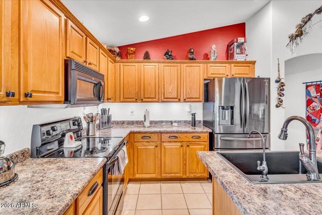 521 W Angus Road, San Tan Valley, AZ 85143