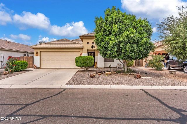 521 W Angus Road, San Tan Valley, AZ 85143