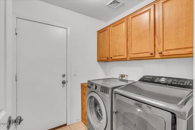 521 W Angus Road, San Tan Valley, AZ 85143