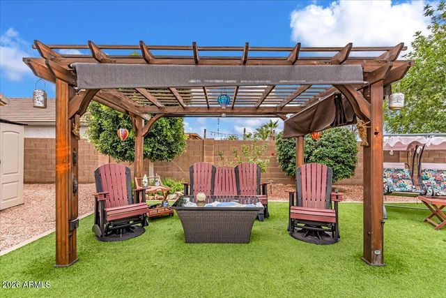 521 W Angus Road, San Tan Valley, AZ 85143