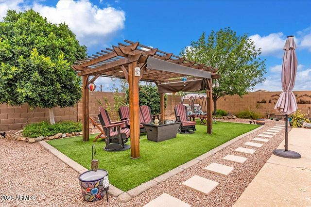 521 W Angus Road, San Tan Valley, AZ 85143
