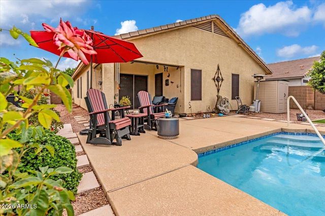 521 W Angus Road, San Tan Valley, AZ 85143