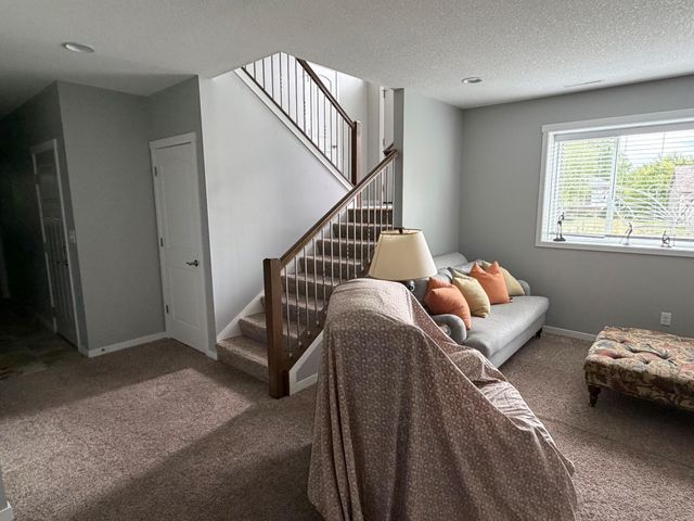 2515 Elmcroft Drive SW, Rochester, MN 55902