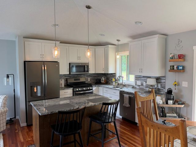 2515 Elmcroft Drive SW, Rochester, MN 55902