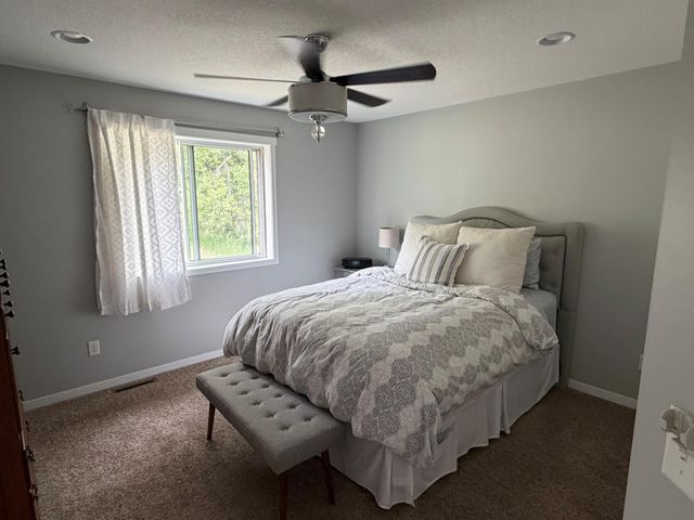 2515 Elmcroft Drive SW, Rochester, MN 55902