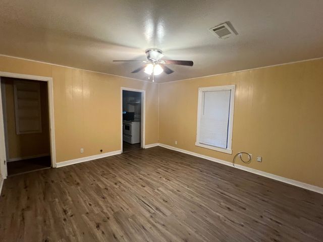 916 S 20th Street, Waco, TX 76706