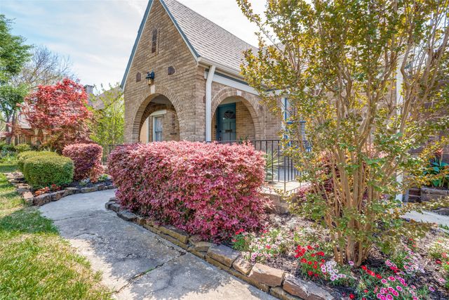 419 Monte Vista Drive, Dallas, TX 75223