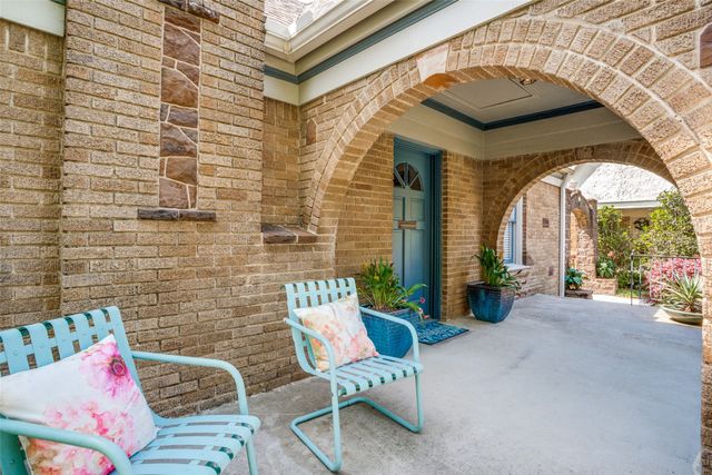 419 Monte Vista Drive, Dallas, TX 75223