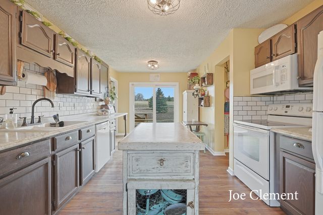 12700 Stebbins Avenue NW, Sparta, MI 49345