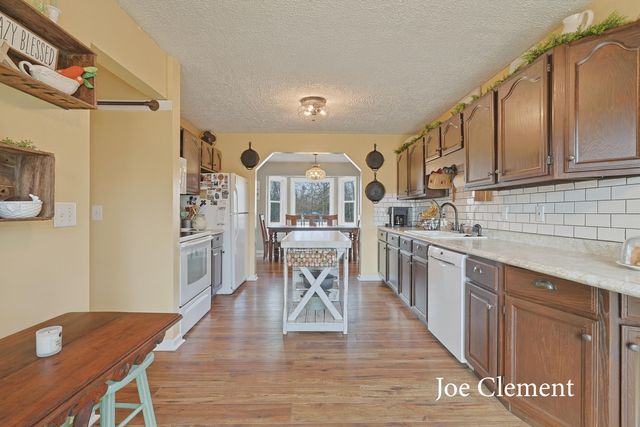 12700 Stebbins Avenue NW, Sparta, MI 49345