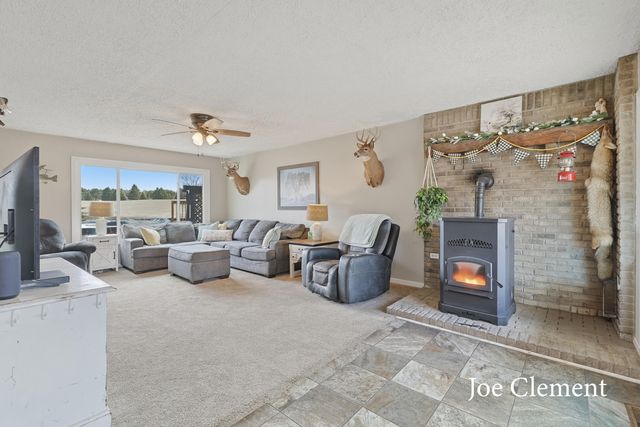 12700 Stebbins Avenue NW, Sparta, MI 49345