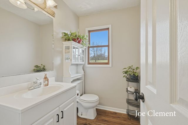 12700 Stebbins Avenue NW, Sparta, MI 49345