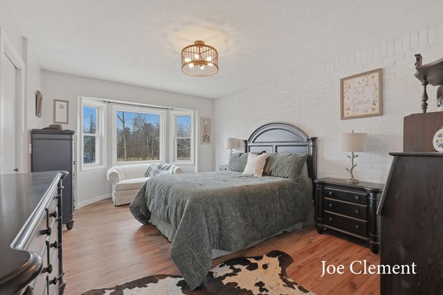 12700 Stebbins Avenue NW, Sparta, MI 49345