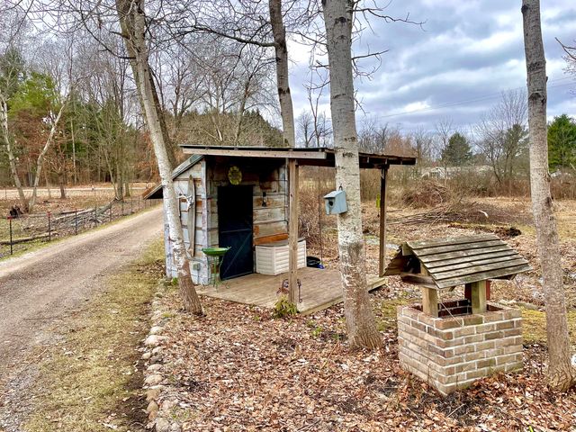 12700 Stebbins Avenue NW, Sparta, MI 49345