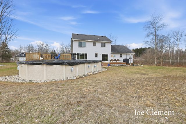 12700 Stebbins Avenue NW, Sparta, MI 49345