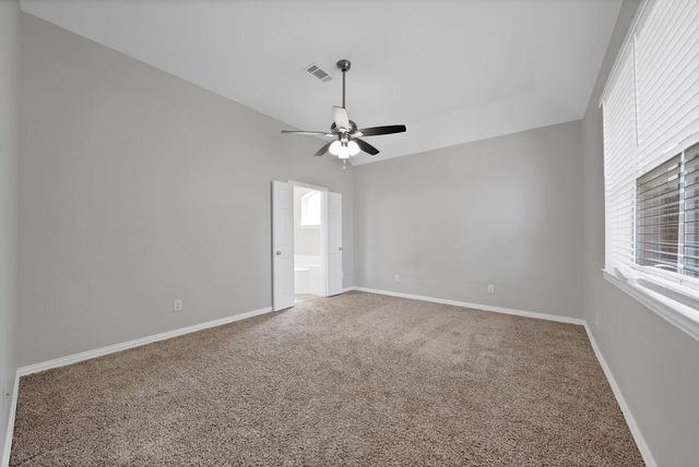 4833 Bridle Path Way, Fort Worth, TX 76244