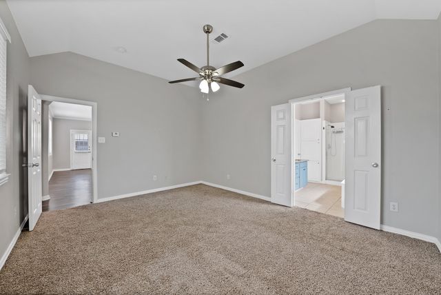 4833 Bridle Path Way, Fort Worth, TX 76244