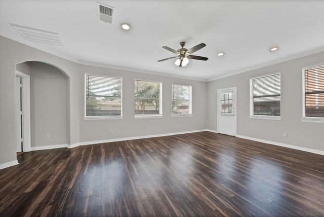 4833 Bridle Path Way, Fort Worth, TX 76244