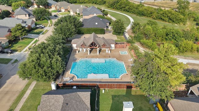 4833 Bridle Path Way, Fort Worth, TX 76244