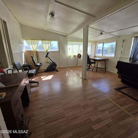 1530 N Libertine Lane, Benson, AZ 85602