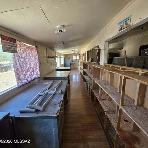 1530 N Libertine Lane, Benson, AZ 85602