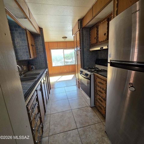 1530 N Libertine Lane, Benson, AZ 85602